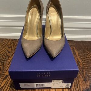 Stuart Weitzman Women's Gray Heels